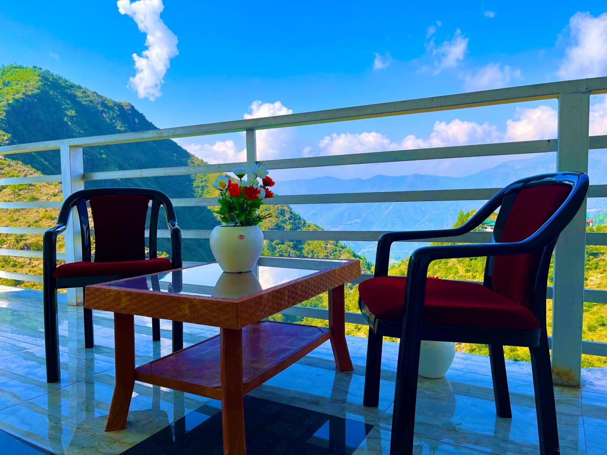 Sitara Hotel & Resort In The Lap Of Nature, Мусори Екстериор снимка