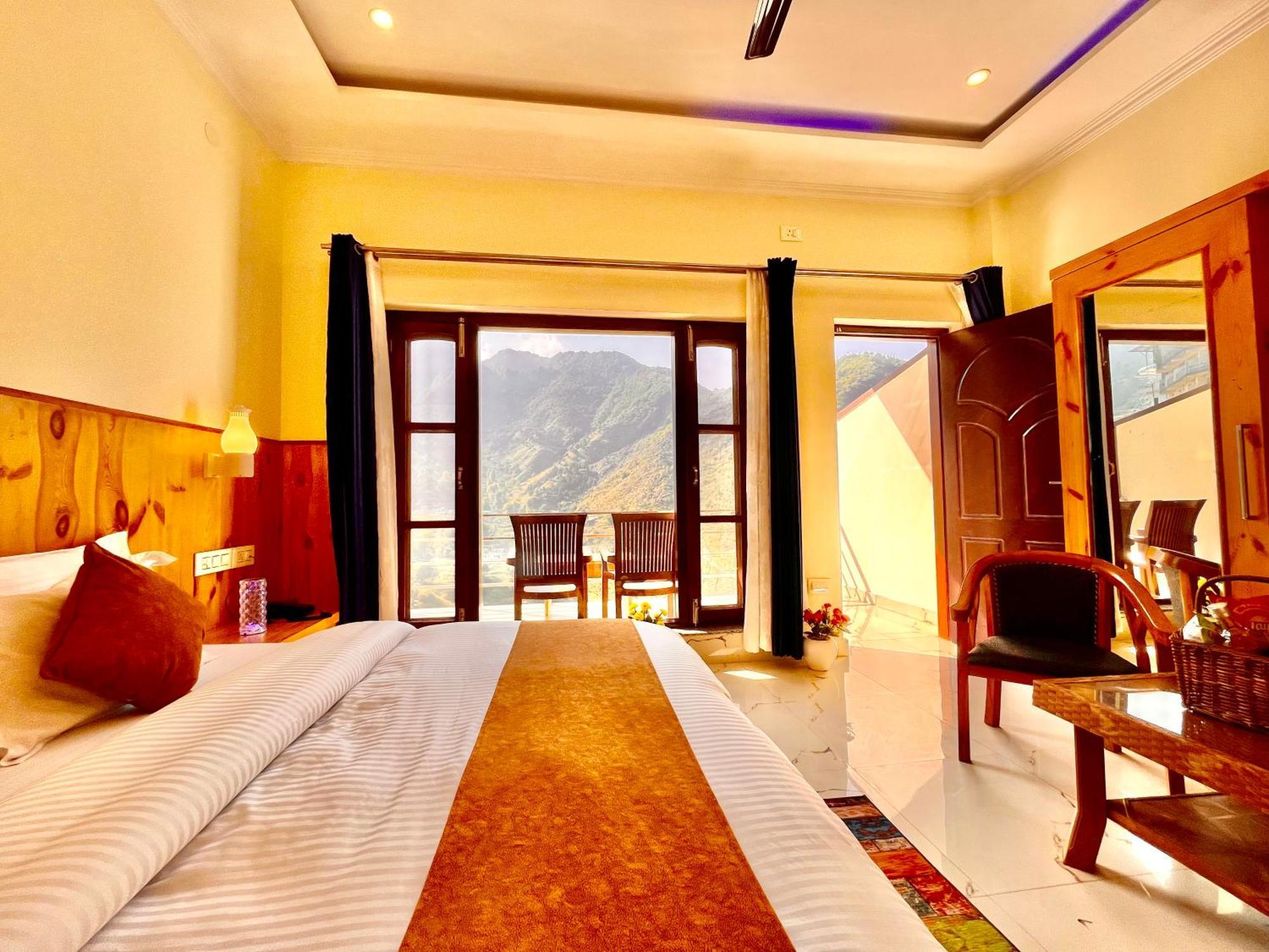 Sitara Hotel & Resort In The Lap Of Nature, Мусори Екстериор снимка