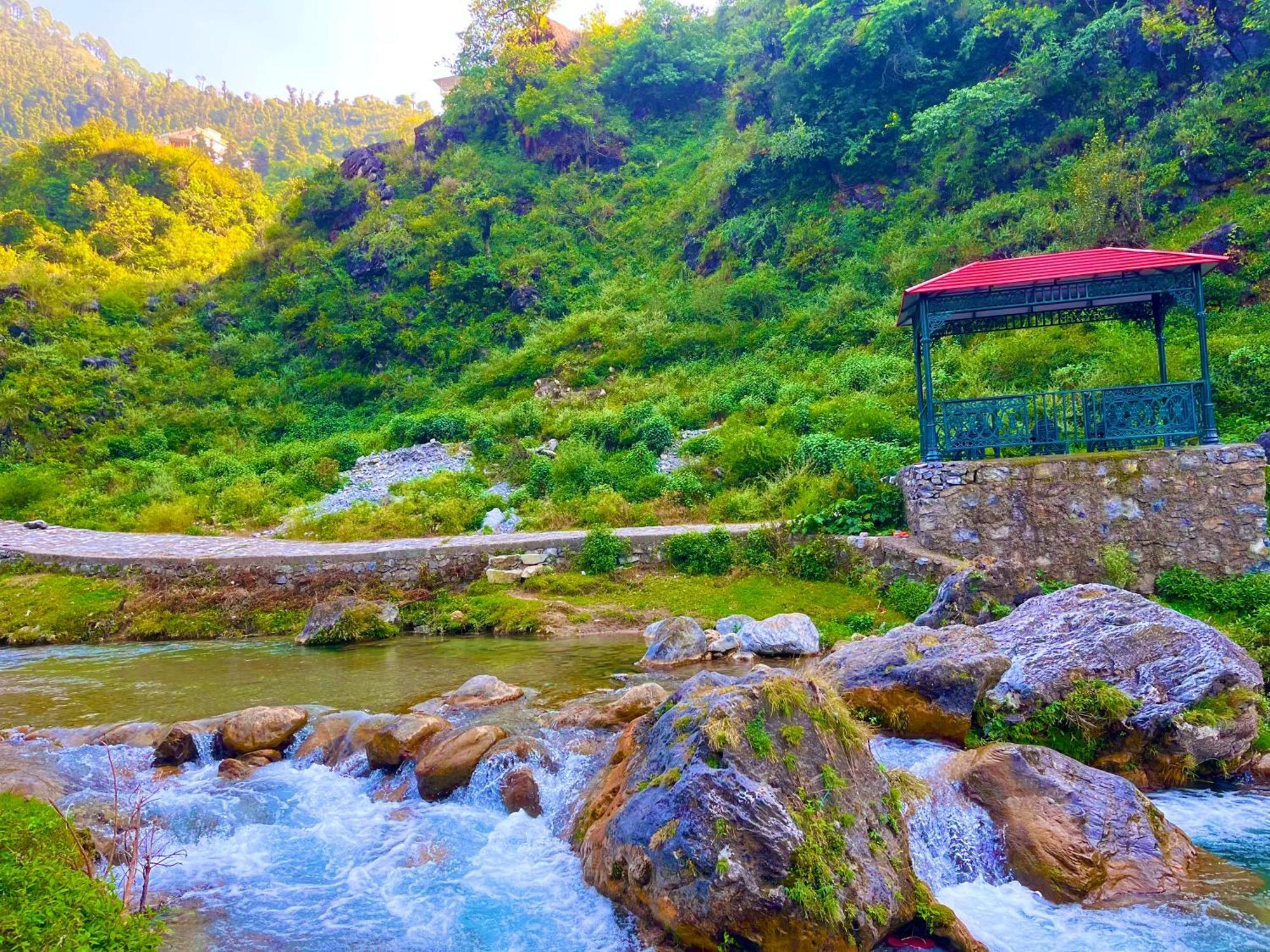 Sitara Hotel & Resort In The Lap Of Nature, Мусори Екстериор снимка