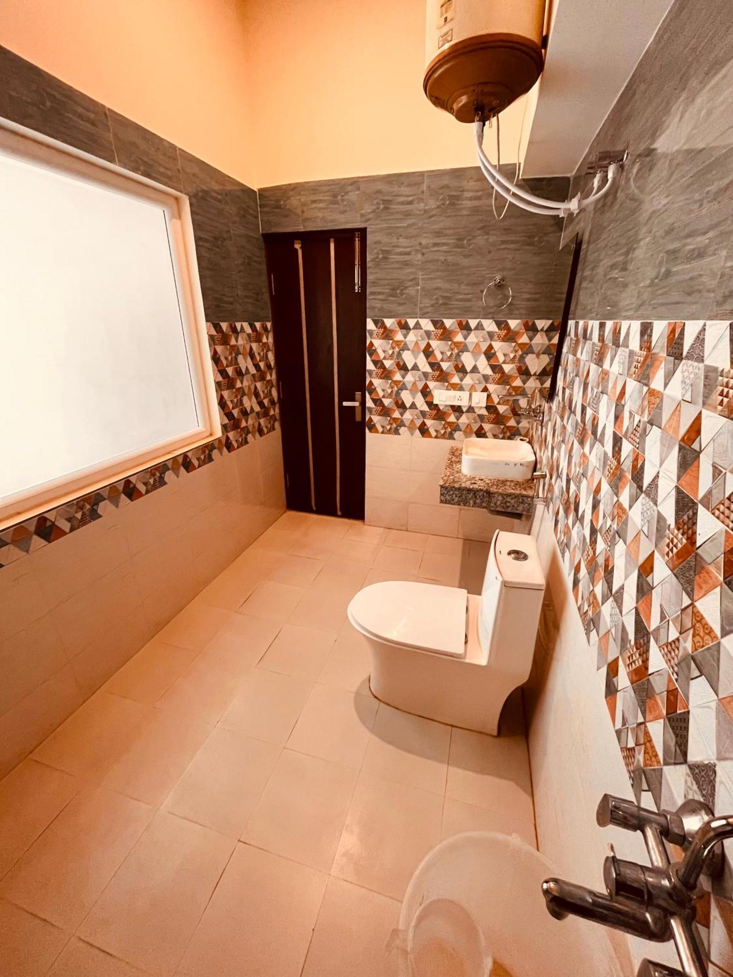 Sitara Hotel & Resort In The Lap Of Nature, Мусори Екстериор снимка