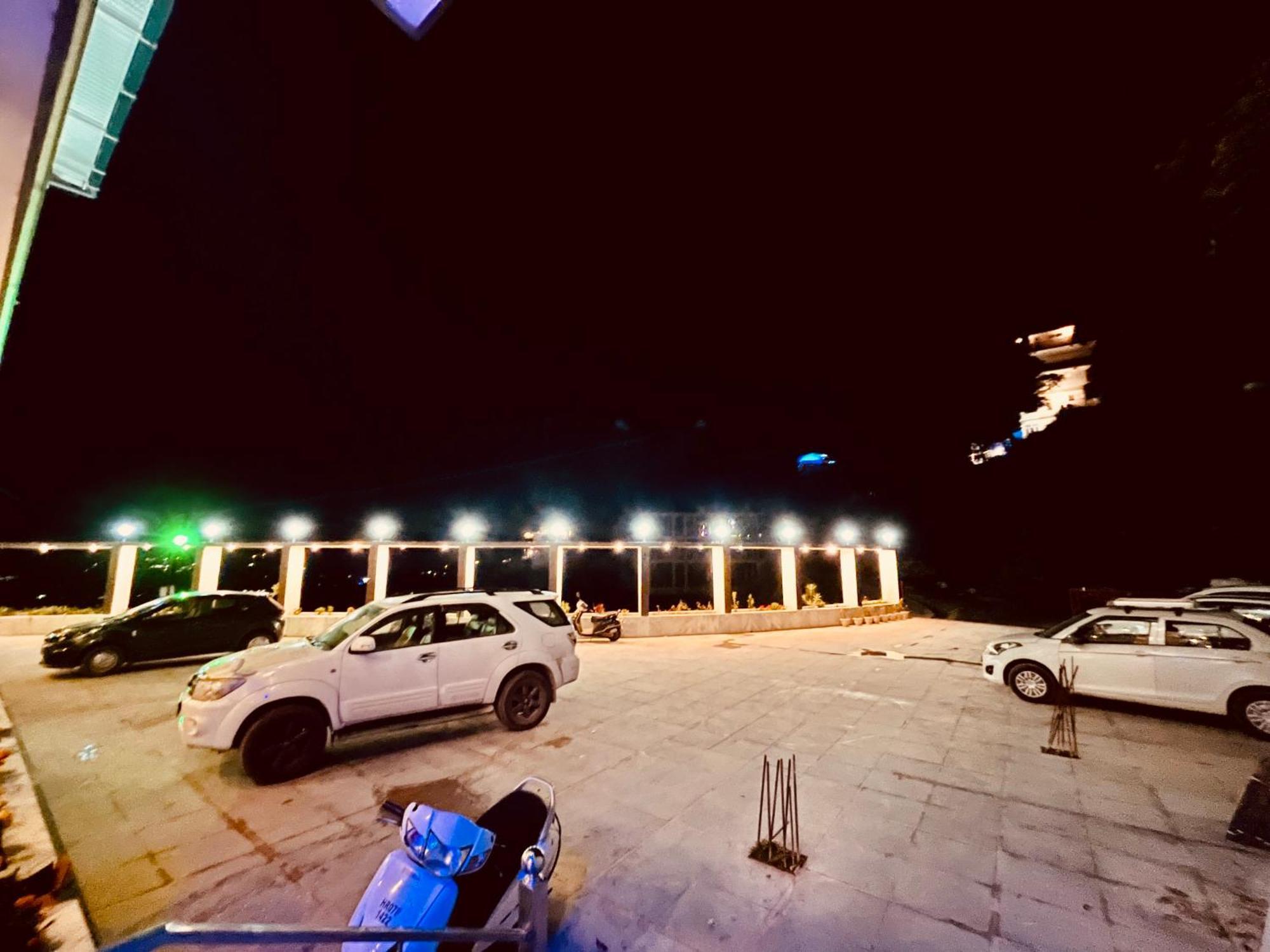 Sitara Hotel & Resort In The Lap Of Nature, Мусори Екстериор снимка